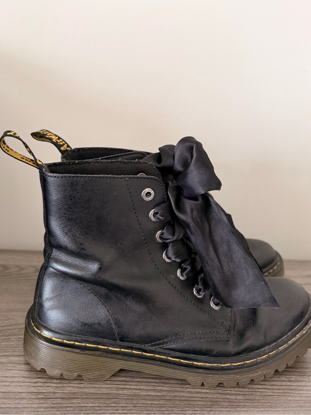 Doc martens with satin lace ribbon laces size women’s 9